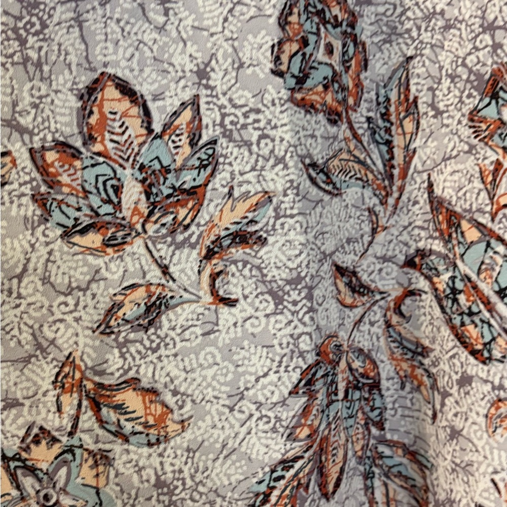 Multicolor Floral Blouse with Zipper - Picture 3 of 3